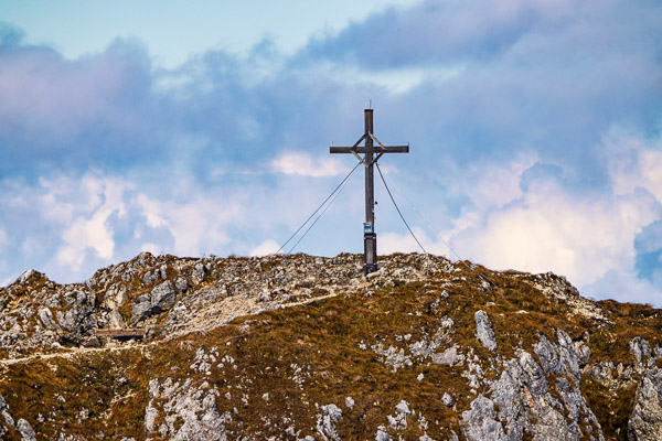 Summit-Crosses-942.jpg
