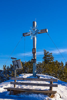 Summit-Crosses-963.jpg