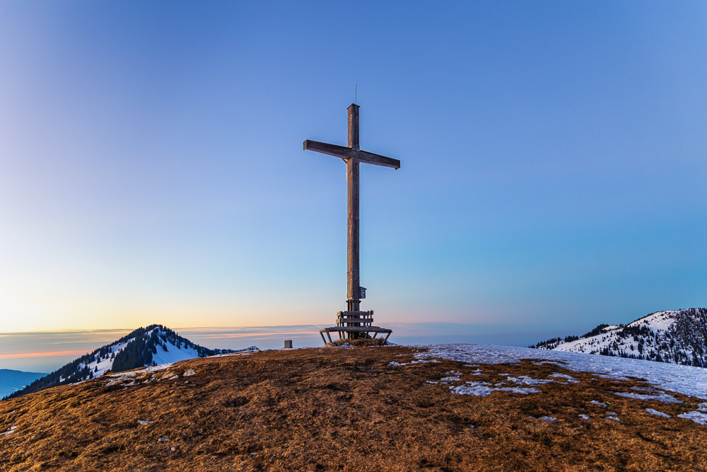 Summit-Crosses-966.jpg