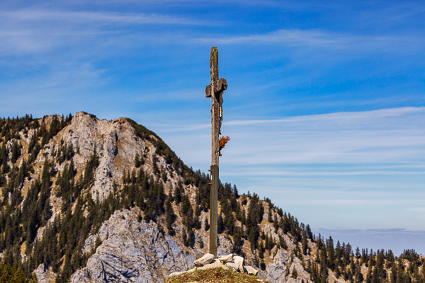 Summit-Crosses-970.jpg