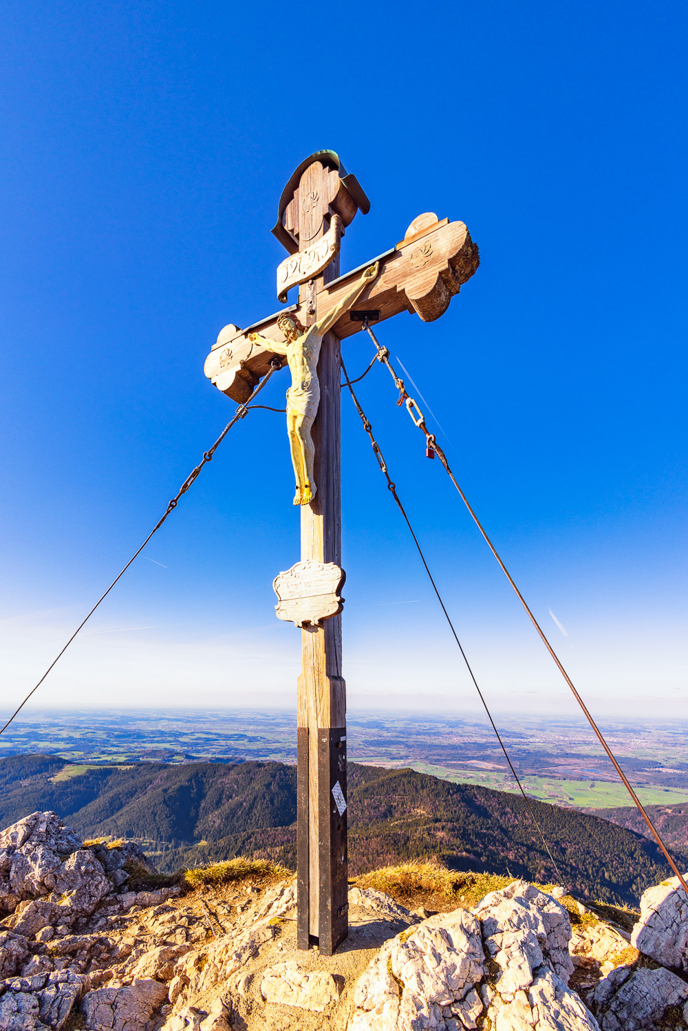 Summit-Crosses-971.jpg