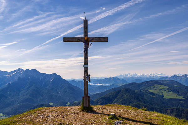 Summit-Crosses-977.jpg
