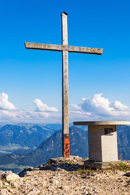 Summit-Crosses-993.jpg