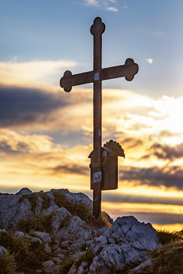 Summit-Crosses-994.jpg