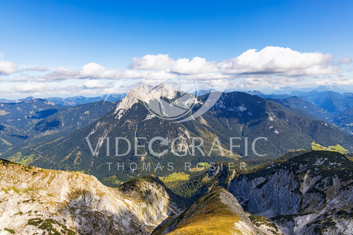 Rofan-Mountain-Range-490.jpg