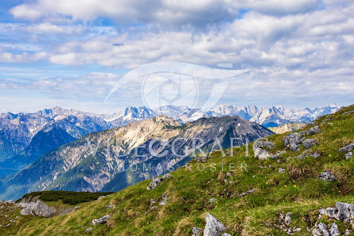 Rofan-Mountain-Range-570.jpg