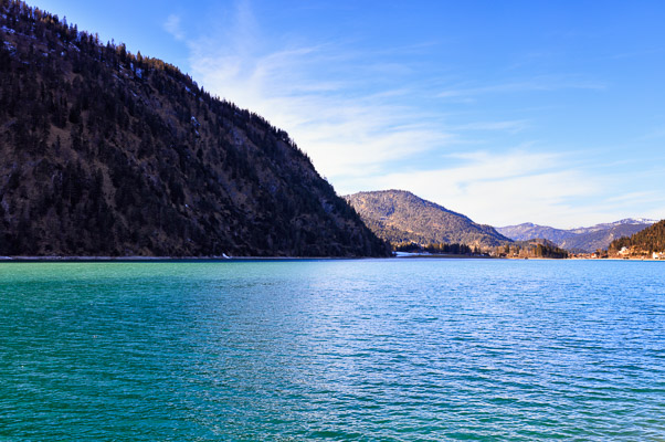 Lake Achensee 002 Lake-Achensee-002.jpg